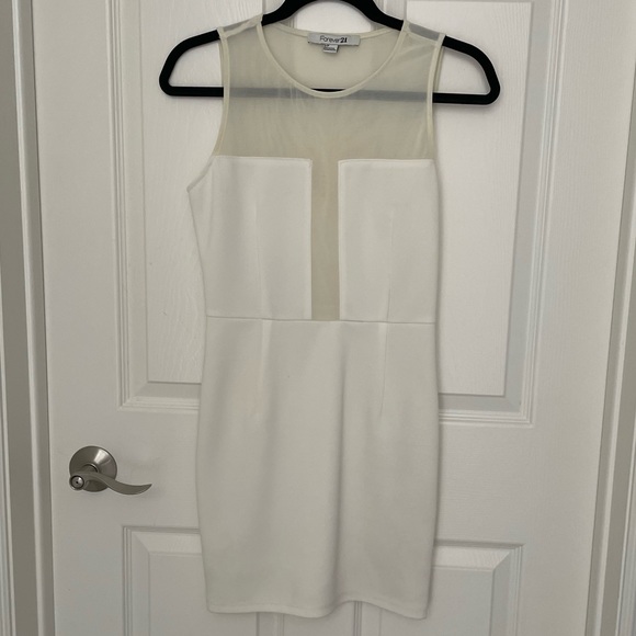 FOREVER 21 CREAM DRESS WITH MESH DETAIL. SIZE SMALL - Picture 2 of 6